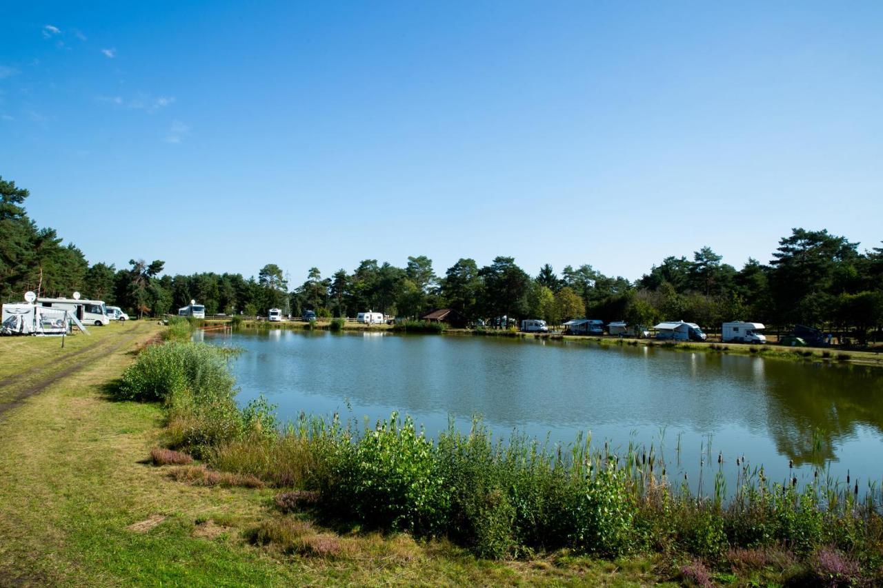 Naturcamping Lueneburger Heide - Chalets & Tiny Haeuser سولتو المظهر الخارجي الصورة